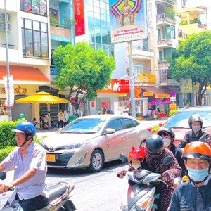 cho thuê nhà riêng 80m2 tại mặt tiền đường lạc long quân, p3, q11. cổng sau đầm sen. 30tr/tháng