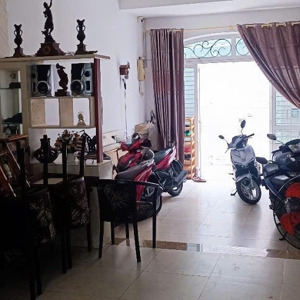 cho thuê nhà hxt ngô tất tố kdtd không căn hộ