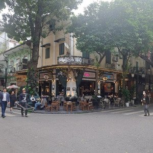 chính chủ cho thuê nhà mặt phố duy tân lô góc 20m mặt tiền vị trí đắc địa phố văn phòng sầm uất