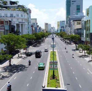 giảm 5 tỷ! bán tòa nhà văn phòng 13 tầng 450m2 - 135 tỷ - mt nguyễn hữu thọ - hải châu, đn