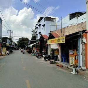 cần tiền bán gấp 3 kiosque mặt tiền kd đường 17 phước bình! thủ đức ngang 13m, đang thu nhập 15tr