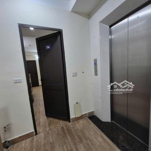phòng khép kín, đủ đồ, xách vali đến ở ngay mặt ngõ 157 chùa láng