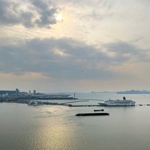cần bán view biển cao tầng view vô cực giá tốt 2ty -0915551583