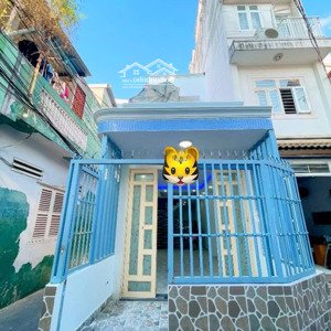 cho thuê nhà 4 phòng ngủ 171 tôn đản quận 4