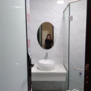 cho thuê kho xưởng rẻ và đẹp phố tứ liên, tây hồ, hn. dt 300m2, giá 18 triệu/th