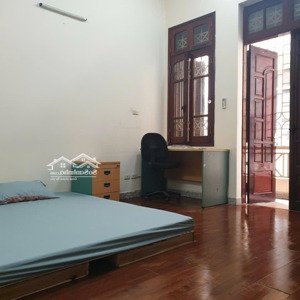 chính chủ cho thuê phòng hoàng quốc việt, cầu giấy. giá siêu tốt chỉ 3,5tr