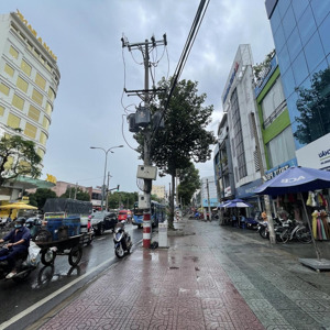 bán gấp mtkd lý thường kiệt gần 100m2 5 tầng thang máy giáp q10