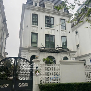 bán gấp nhà mặt phố xuân tảo dt 228m2 mặt tiền 11m giá chỉ 185 tỷ