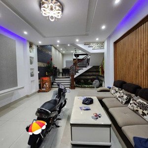 nhà 3 tầng mặt tiền đẹp gần biển nguyễn tất thành, thanh khê, full nội thất dọn vào ở ngay giá tốt