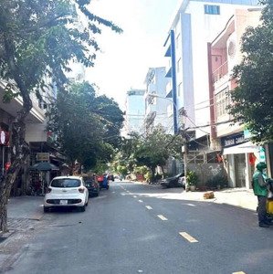 bán biệt thự khu dự án tấn trường dt 162m2 giá rẻ 25tỷ500tr xây kiên cố để ở nay đi định cư bán gấp