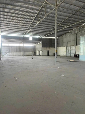 cho thuê kho mặt tiền võ nguyên giáp 1000m2 gần cầu cần thơ có điện 3 pha giá 40 nghìn/m2