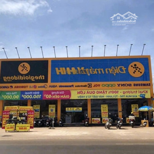 cần bán gấp mặt tiền đường nguyễn tri phương tp dĩ an hiện đang cho thuê tháng 50
