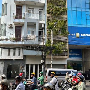 cho thuê nhà mặt phố tại 8a trần quang khải, 12 triệu, 40m2