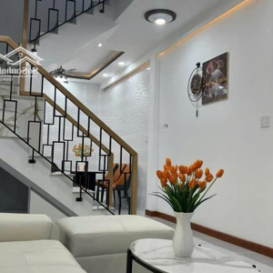 nhà đẹp ngô gia tự quận 10 nội thất cao cấp 40m2 chỉ 8 tỷ hơn