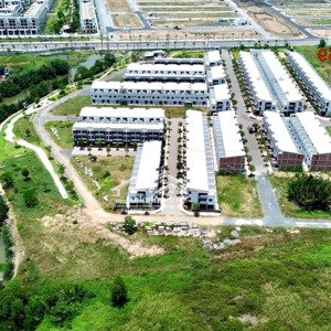 Bán Lỗ Căn Trục đường Lớn Còn 3,1tỷ . Vị Trí Cực đẹp, Nhà 1 Trệt 2 Lầu . 0909.063.369 Giá đầu Tư
