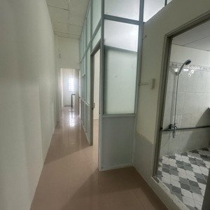 cho thuê nhà hẻm quốc lộ 50 cách nguyễn văn linh 500m, 4pn, 2wc, 5tr. lh: 0901341984 phương