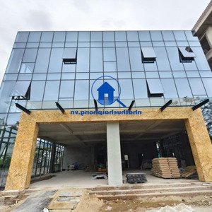 cho thuê nhà mặt đường 359, phố mới, tân dương, thủy nguyên, mặt tiền 20m, dt 700m2 thông sàn đẹp