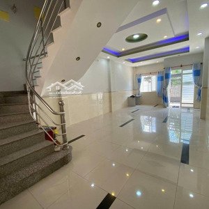 nhà 2 tầng có 3 phòng có sân 5x20m 994 huỳnh tấn phát, quận 7 chỉ 13 triệu