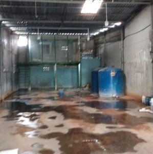 cho thuê kho xửơng 360m2 giá thuê 12 triệu, tại ấp 1 xã b đường xe tải 5 tấn.