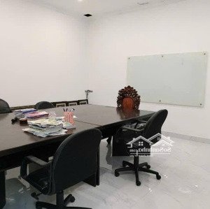 tòa nhà văn phòng mt trương văn bàng cho thuê 1,400m2 sử dụng trống suốt dễ bố trí 200tr/tháng