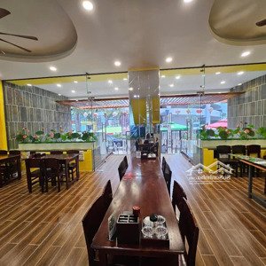 cho thuê mặt bằng tầng trệt rộng 130m2 giá 25tr/tháng đối diện 3600 căn q7 saigon riverside