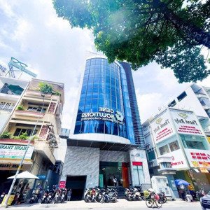 cho thuê văn phòng nguyễn trãi 155m2 đã ngăn phòng sẵn tuyến đường 2 chiều sầm uất