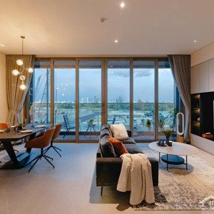 bán gấp căn hộ tại hoa sen q11, dt 95m2, 3pn, 2wc giá bán 4,8 tỷ, sổ hồng. lh: 09 3381 3383 đức