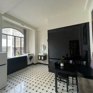 cho thuê căn hộ 1 phòng ngủ rộng ban công thoáng gần cv tao đàn, chợ bàn cờ q3