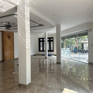 cho thuê văn phòng view đẹp tại phú la, hà đông, hà nội, 18 triệu, 110m2