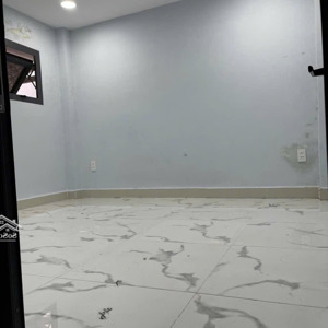nhà nc - gần chợ cây quéo - lê trực - 4x10m - 2pn 1wc - 10 triệu tl - 0906656852 hằng
