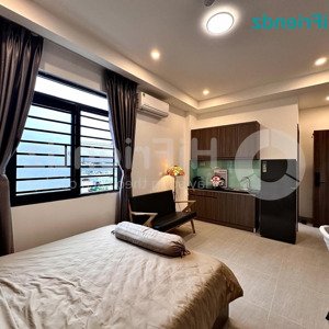 căn hộ dịch vụ siu siu đẹp - thoáng mát - đón ánh nắng tự nhiên