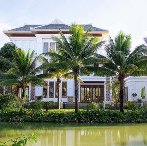 bán biệt thự đơn lập - dự án eco garden, dt 366m2, giá 8.5 tỷ, lh 0946696555