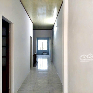 nhà 2 tầng mt đường lê tấn trung - giá tốt