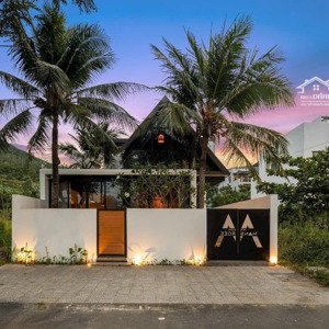bán villa đường lý tử tấn 4pn 4wc hồ bơi view núi sát góc ngã 3 vị trí cực kỳ đẹp