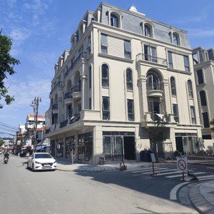 cho thuê shophouse mặt đường chợ hàng,lô góc 2 mặt thoáng, kinh doanh cực tốt