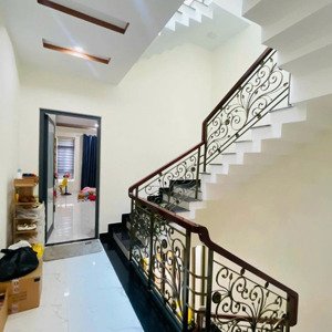bán nhà khu đô thị an bình tân nha trang, 1 trệt 3 mê, 4pn, 3wc, full nội thất, giá 5.5 tỷ
