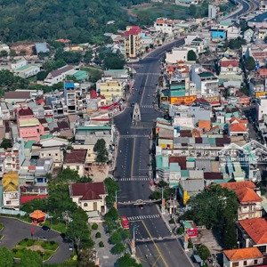 đất nền kdc nằm sát bên tt bến cát. giá đẹp. diện tích 75m2, mặt tiền lớn đường 30/4