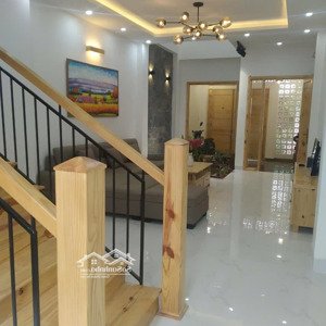 bán nhà 4 tầng xã vĩnh thái đường nhựa 10m, xây ở tâm huyết