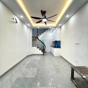 Bán nhà trung tâm Đống Đa 24m2x4 tầng 3 ngủ full nội thất về ở ngay 4.85 tỷ