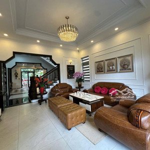 Cho Thuê Biệt Thự Sân Vườn Khu Euro Villa 2 Sân Vườn Dt Khủng 300m2