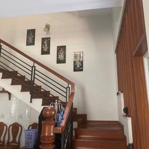 chính chủ cần bán căn biệt thự 10x35m mặt tiền đường 61 phước long b q9