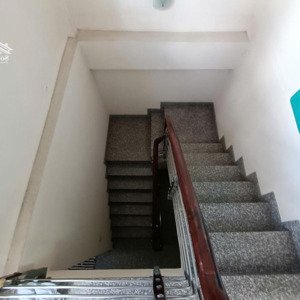 sát mặt tiền! nhà ở liền 4 tấm hẻm xe hơi 3/2 p2. dt: (3,9x13)m giá: 8,5 tỷ(tl)