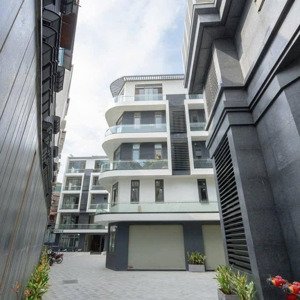 bán biệt thự song lập phố nguyên hồng dt 113m2 x 5 tầng, mt 10m. giá 55,5 tỷ