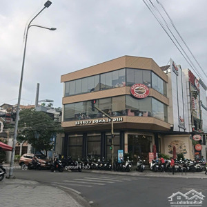 ngộp bank! cần bán lắm căn góc 2mt cô bắc, quận 1 ( 5.5x20m, 2 tầng, hđt 90 triệu), giá 35 tỷ