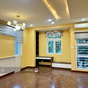 villa mặt tiền đường -4tầng 6pn -an khánh gần ga thảo điền, mega market -song hành- quận 2 35tr