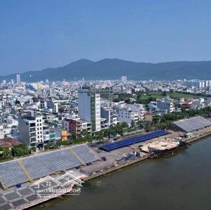nhanh tay sở hữu khách sạn ngay chính khán đài pháo hoa, kết cấu 8 tầng 17 phòng, pccc đầy đủ.