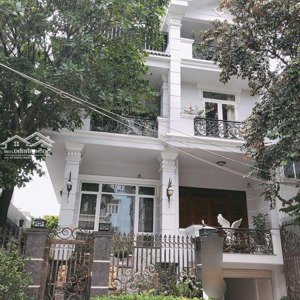 biệt thự bùi tá hán, p. an phú, q2, dt 16x16m gồm hầm+3tầng, có hồ bơi, sân vườn, an ninh giá 45tỷ