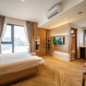 siêu phẩm studio full nội thất cao cấp siêu thông thoáng đường hồ hảo hớn, quận 1 gần ngay bitexco