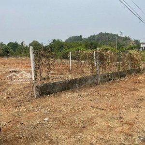 bán 4,3 sào ,mặt tiền nhựa xuân tân hàng gòn ,giá đầu tư thời điểm hiện tại
