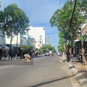bán nhà 2 tầng mặt tiền mặt tiền đường nguyễn thiện thuật trung tâm phố tây nha trang